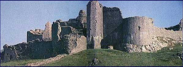  Carreg Cennen Castle