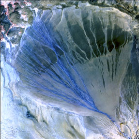 Satellite image of area between the Kunlun and Altun mountain ranges that form the southern border of the Taklimakan Desert in China's XinJiang Province.