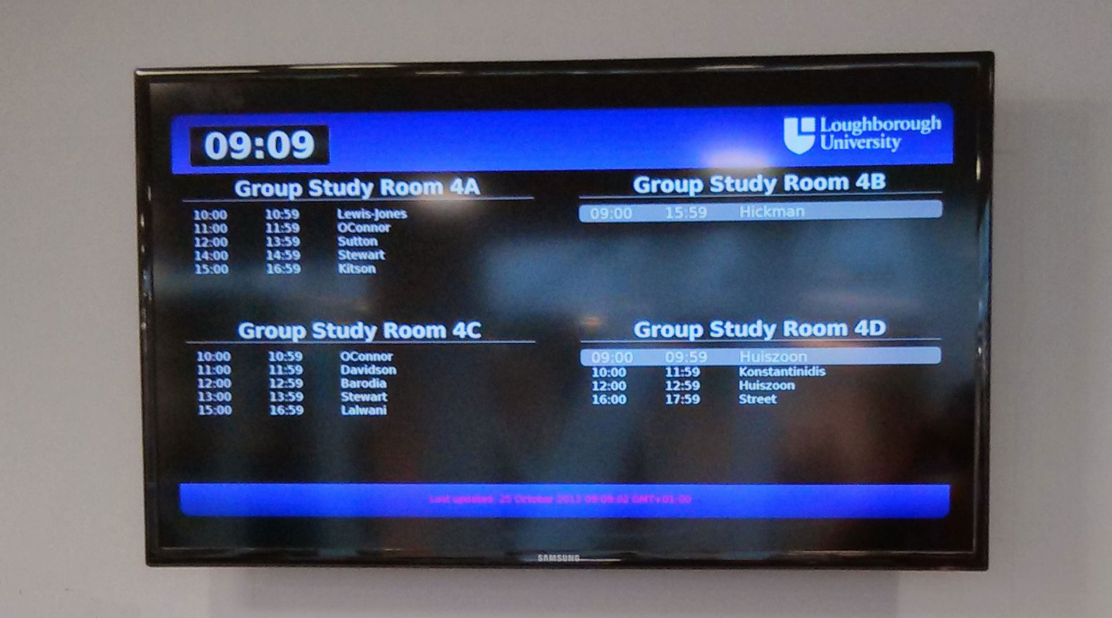 Display screen in Use for Group Study Rooms